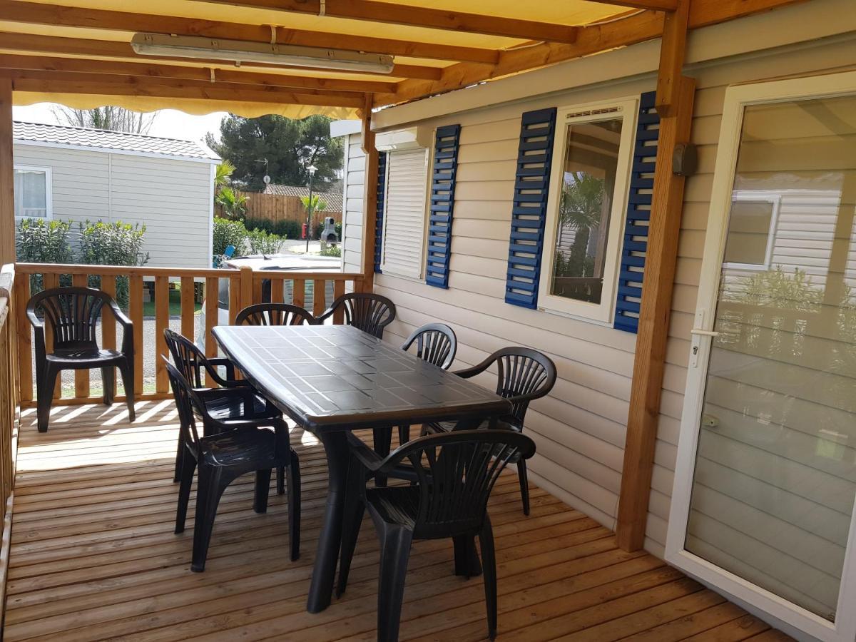Mobil Home 8 Personnes Les Sables Du Midi Сериньян Экстерьер фото