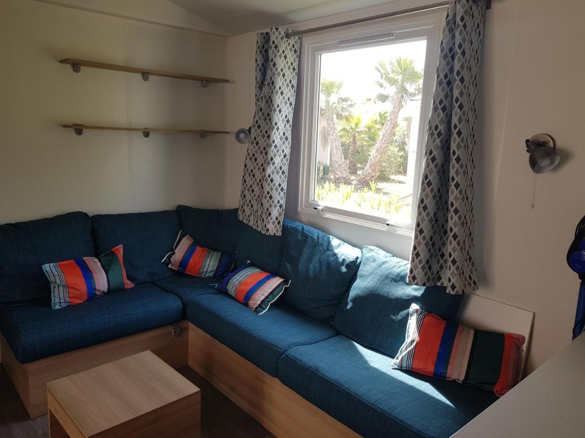 Mobil Home 8 Personnes Les Sables Du Midi Сериньян Экстерьер фото